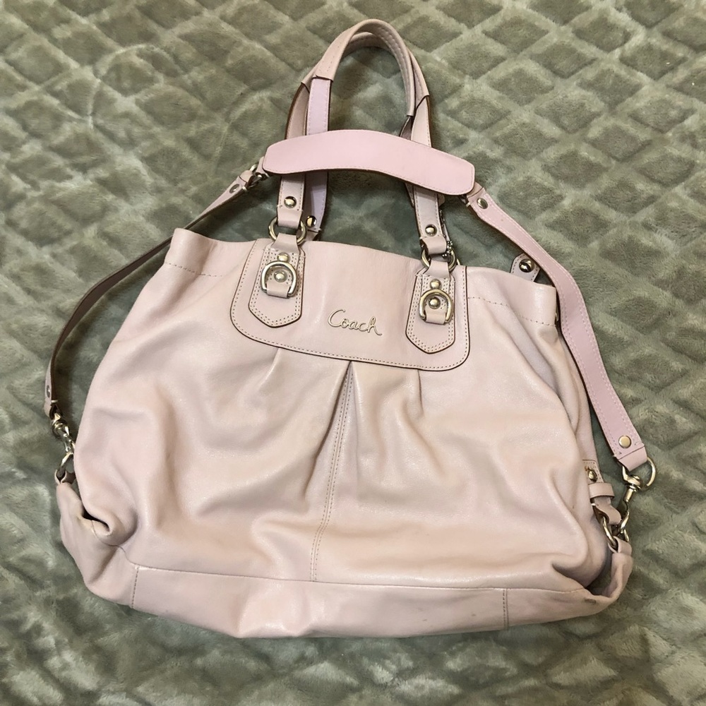 Coach Edie Shoulder bag